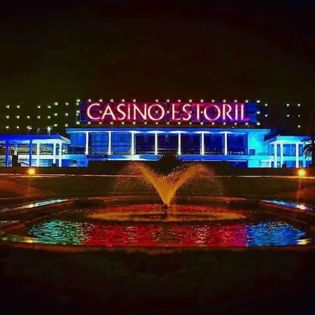 Sea View W Balcony 2 Mins Walk To & Casino * 에수투릴